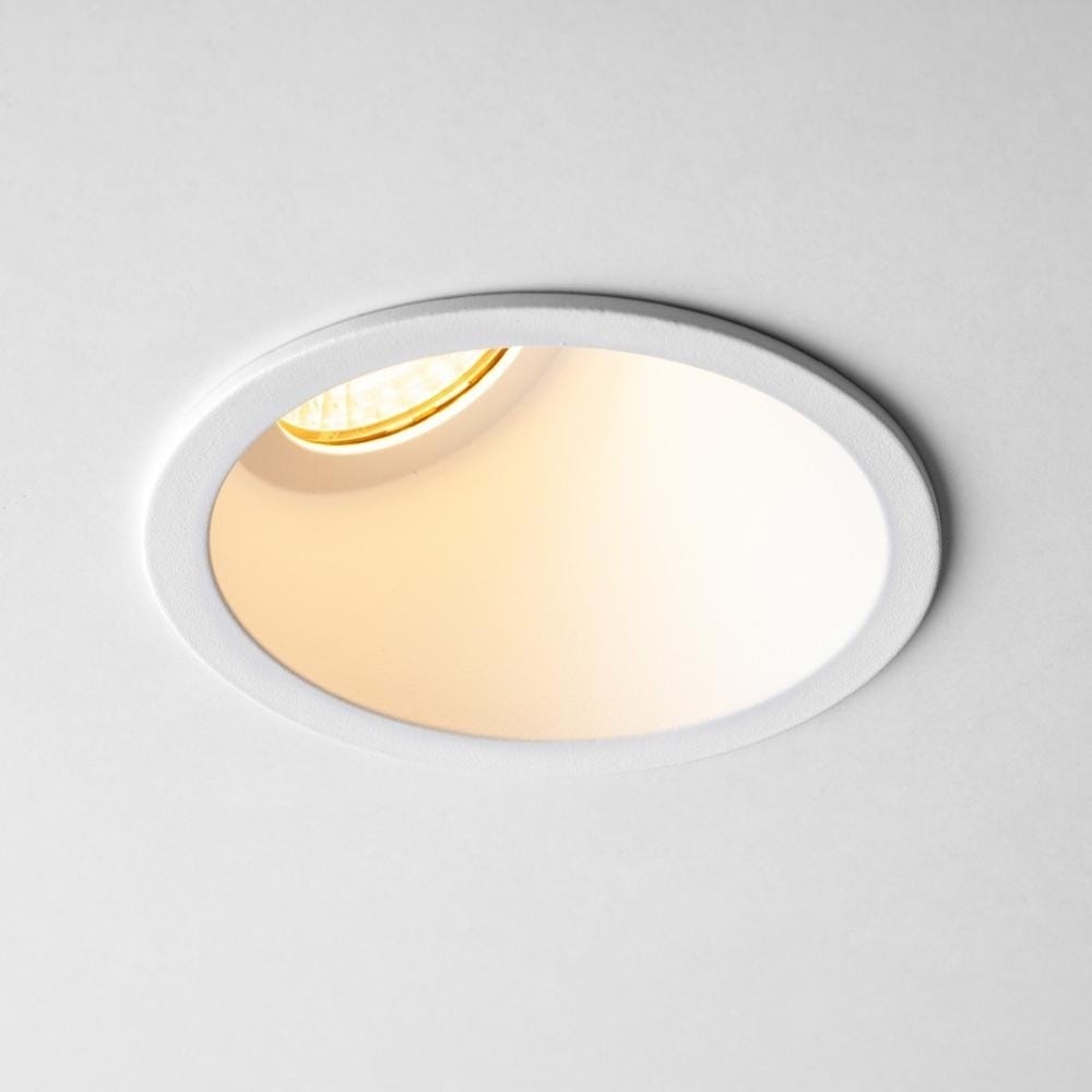 N-tri R Asym - Alternative view